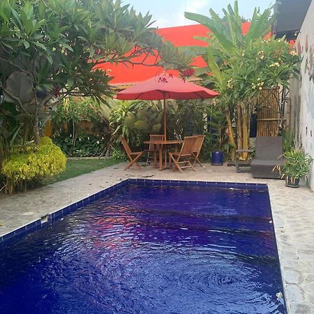 Viavia Guesthouse Yogyakarta Exterior foto