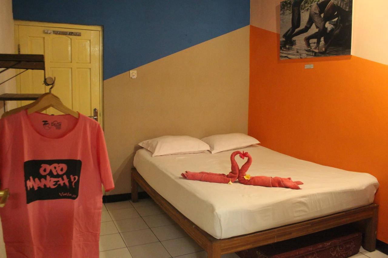 Viavia Guesthouse Yogyakarta Exterior foto